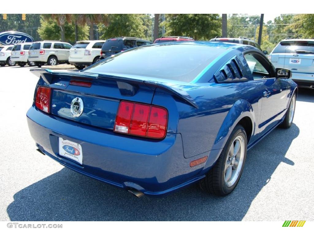 2006 Mustang GT Deluxe Coupe - Vista Blue Metallic / Dark Charcoal photo #15