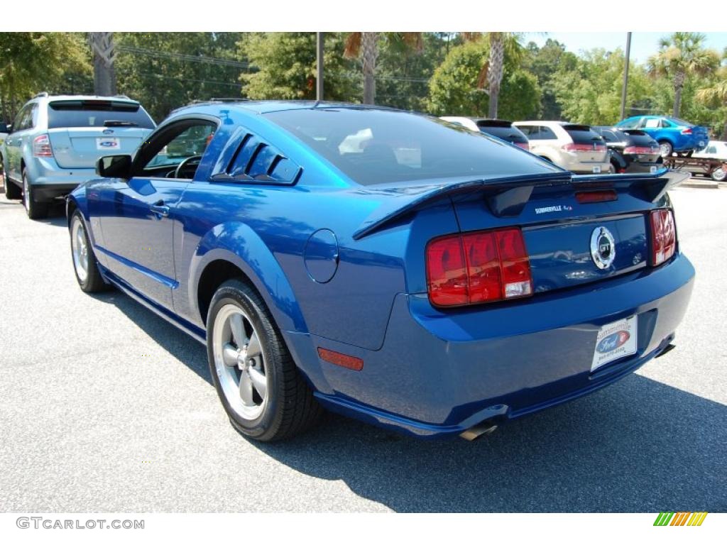 2006 Mustang GT Deluxe Coupe - Vista Blue Metallic / Dark Charcoal photo #17