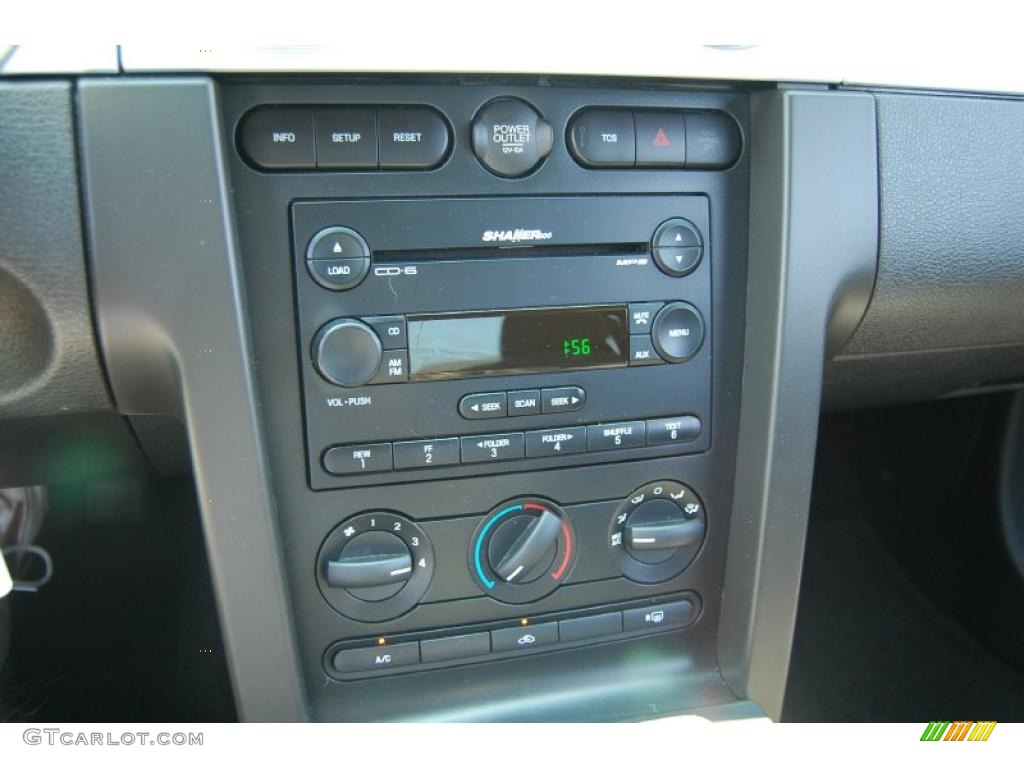 2006 Mustang GT Deluxe Coupe - Vista Blue Metallic / Dark Charcoal photo #22