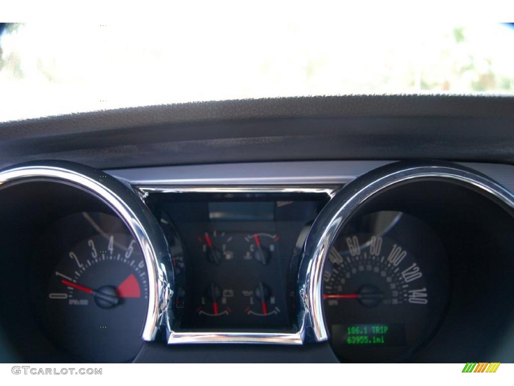 2006 Mustang GT Deluxe Coupe - Vista Blue Metallic / Dark Charcoal photo #23