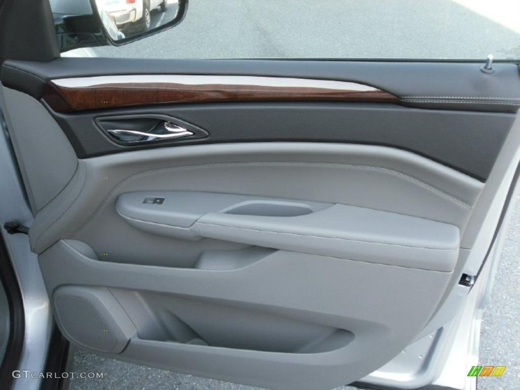 2011 SRX 4 V6 AWD - Radiant Silver Metallic / Titanium/Ebony photo #22