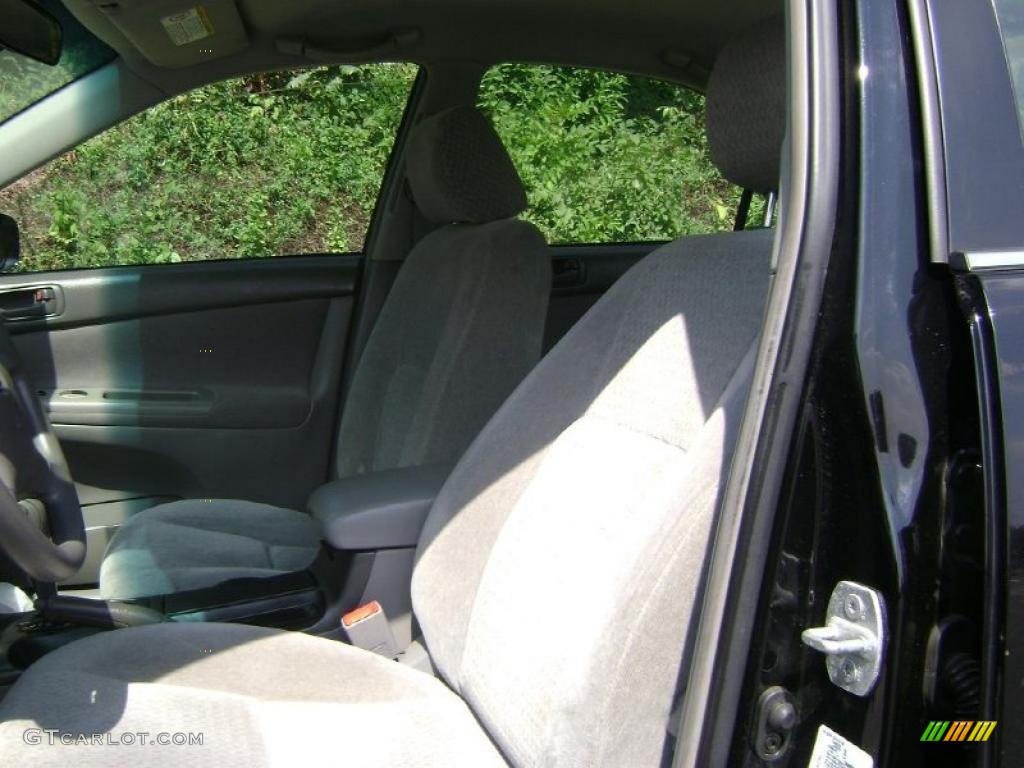 2003 Camry LE - Black / Stone photo #12