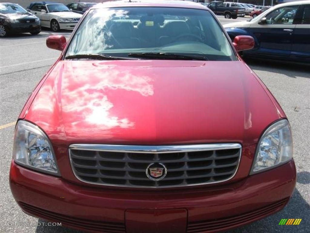 2004 DeVille Sedan - Crimson Red Pearl / Cashmere photo #3