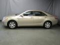Desert Sand Mica - Camry LE Photo No. 2