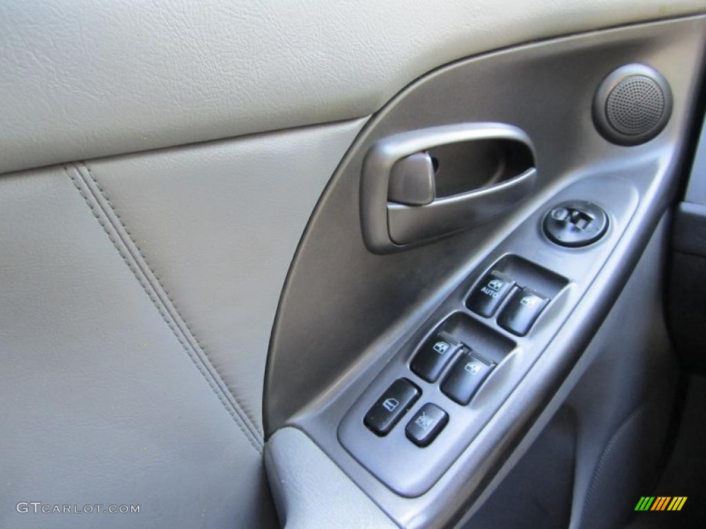 2004 Elantra GT Sedan - Sterling Silver / Gray photo #10