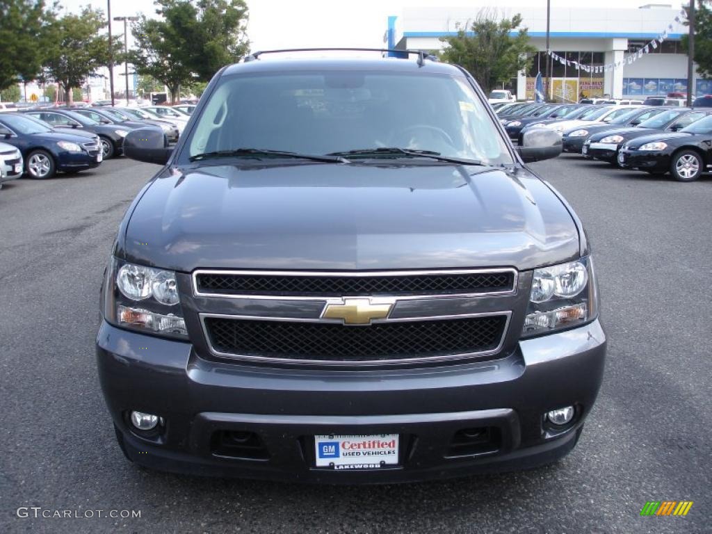 2010 Tahoe LT 4x4 - Taupe Gray Metallic / Ebony photo #2