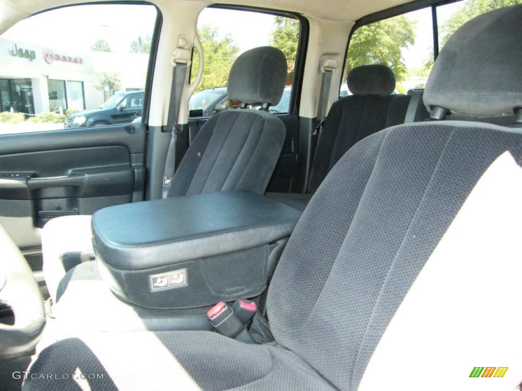 2005 Ram 1500 SLT Quad Cab 4x4 - Black / Dark Slate Gray photo #14