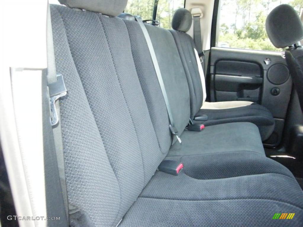 2005 Ram 1500 SLT Quad Cab 4x4 - Black / Dark Slate Gray photo #23