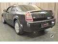 Brilliant Black - 300 C HEMI Photo No. 4