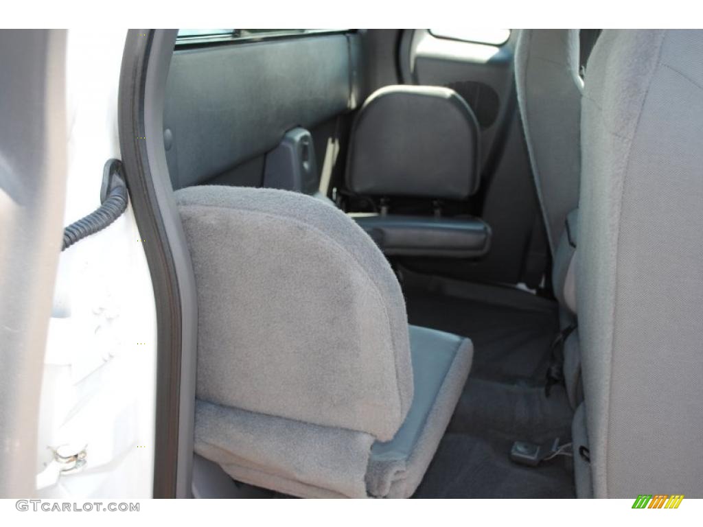 2003 B-Series Truck B4000 Cab Plus Dual Sport - Classic White / Medium Dark Flint photo #10