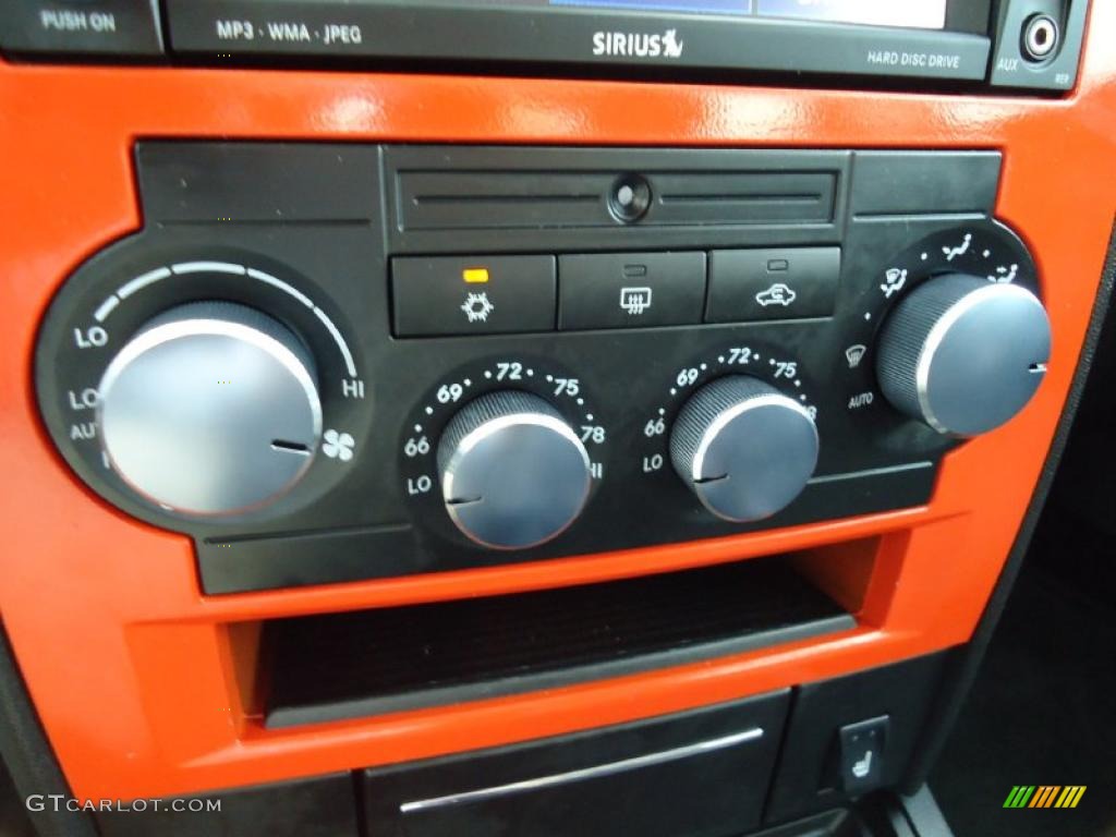 2009 Dodge Charger SRT-8 Super Bee Controls Photo #35754688