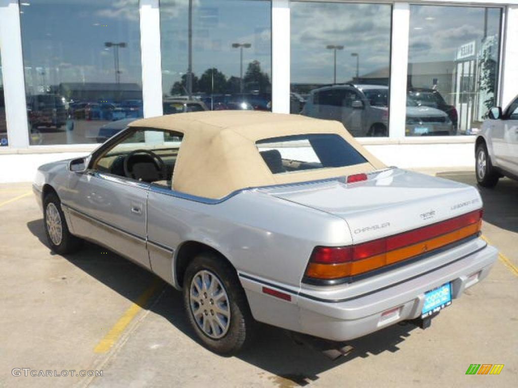 1994 LeBaron GTC Convertible - Bright Platinum Metallic / Tan photo #26