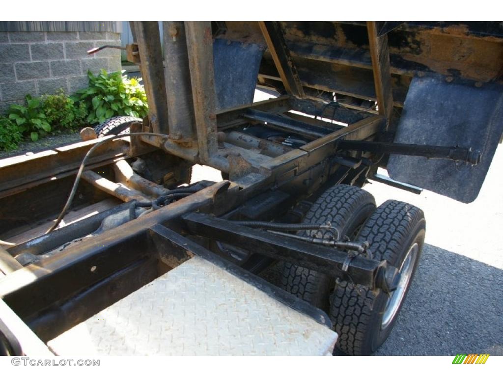 2006 Silverado 3500 LS Regular Cab 4x4 Chassis - Black / Medium Gray photo #11