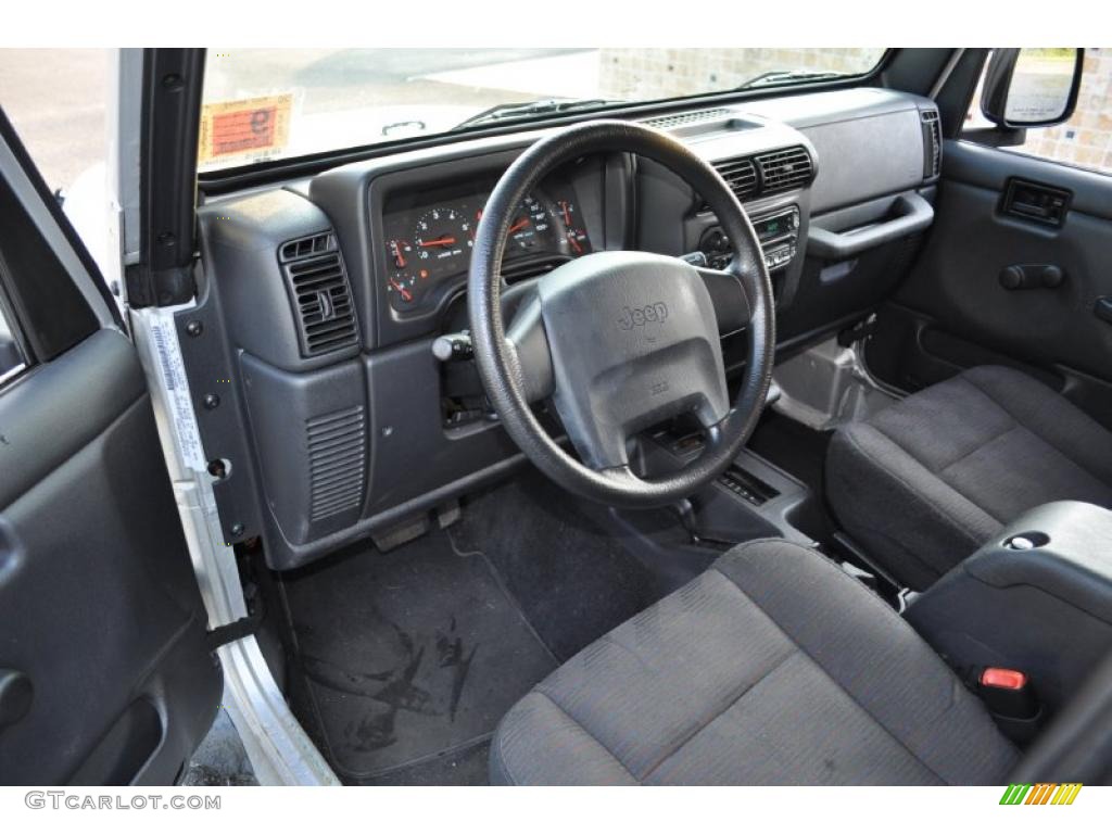 2004 Wrangler Sport 4x4 - Bright Silver Metallic / Dark Slate Gray photo #5