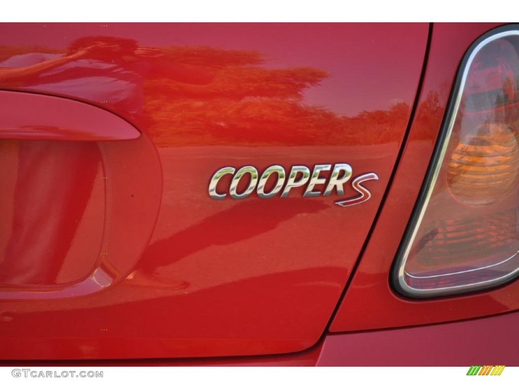 2004 Cooper S Hardtop - Chili Red / Space Grey/Panther Black photo #32