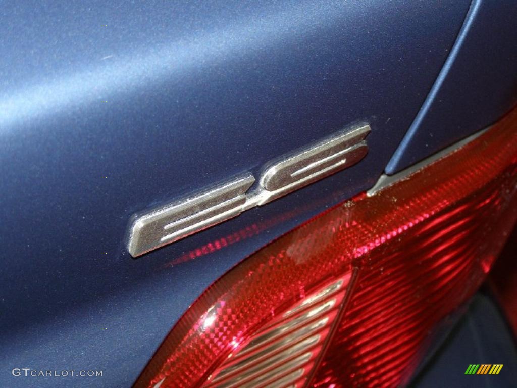 2002 Galant ES - Chrome Blue Pearl / Gray photo #8