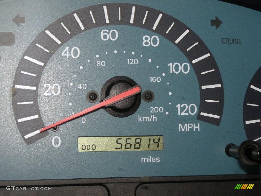 2002 Galant ES - Chrome Blue Pearl / Gray photo #18