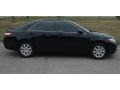 Black - Camry XLE Photo No. 2