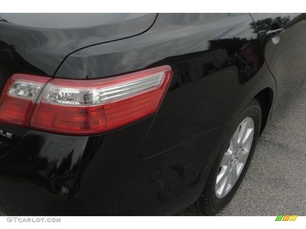 2007 Camry XLE - Black / Bisque photo #8
