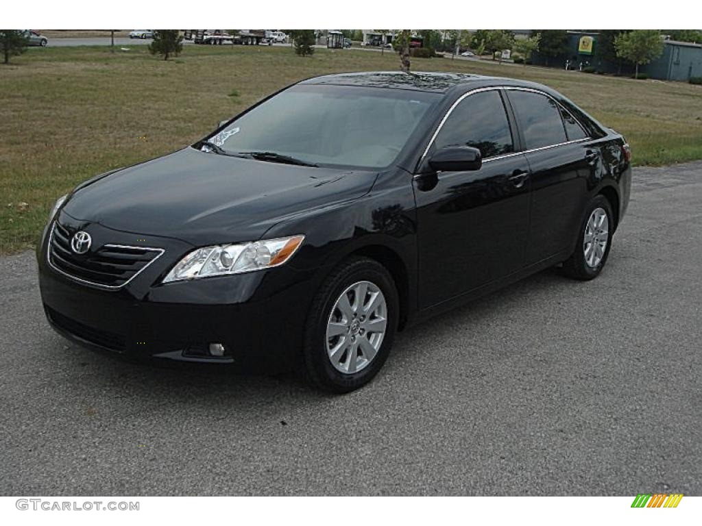 2007 Camry XLE - Black / Bisque photo #46