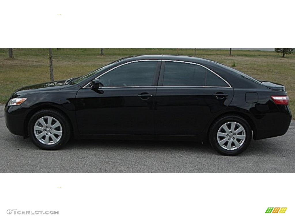 2007 Camry XLE - Black / Bisque photo #47