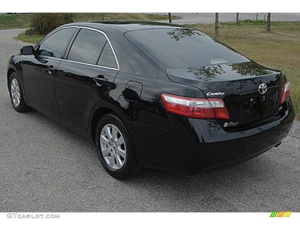 2007 Camry XLE - Black / Bisque photo #48