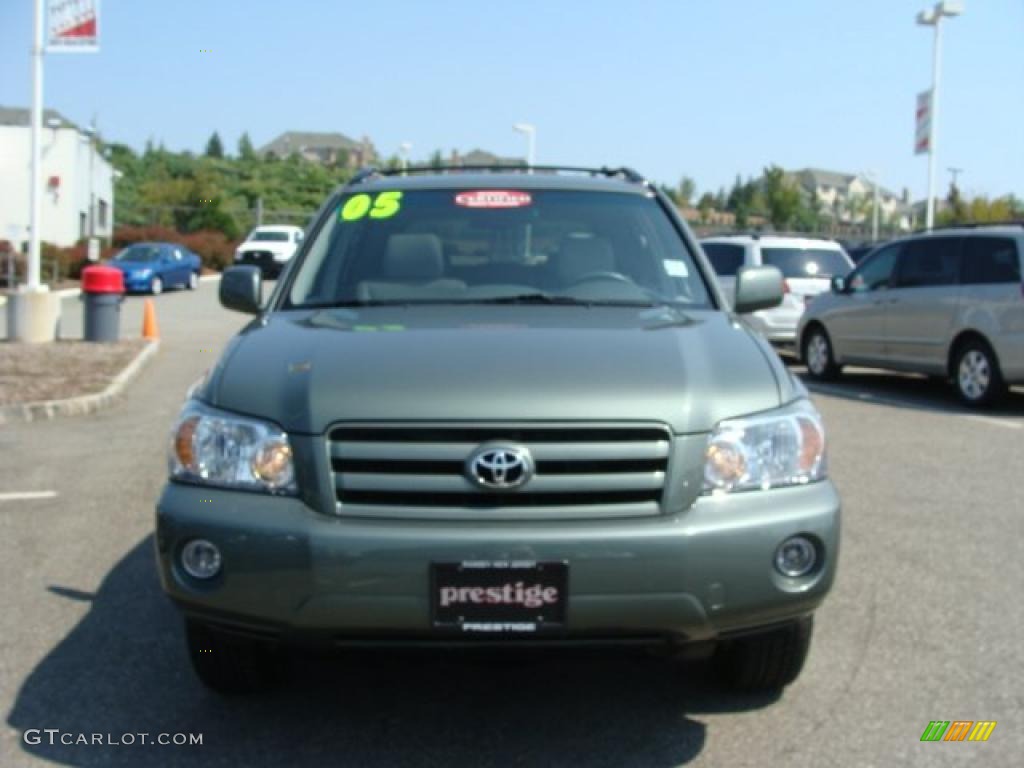 2005 Highlander Limited 4WD - Oasis Green Pearl / Gray photo #2