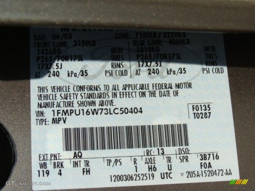 2003 Expedition XLT 4x4 - Arizona Beige Metallic / Medium Parchment photo #15