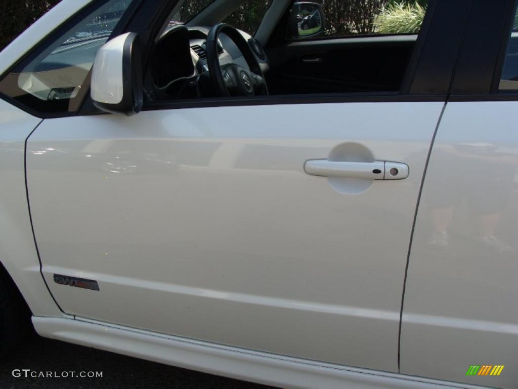 2008 SX4 Sport Touring Sedan - White Water Pearl / Black photo #18