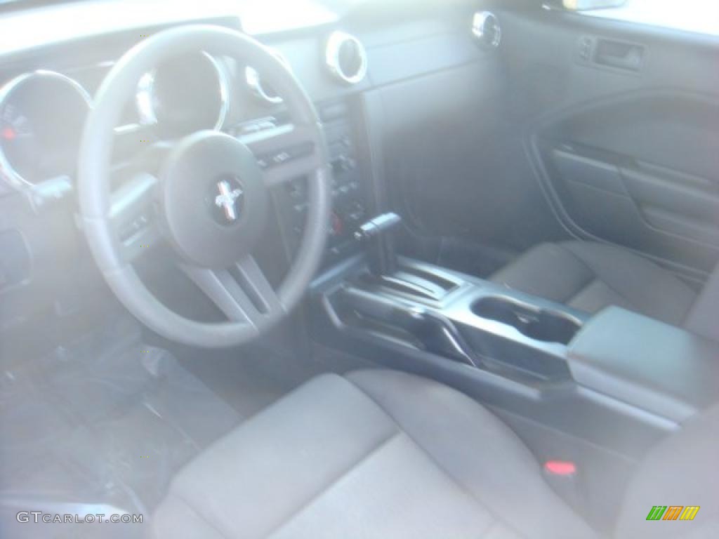 2007 Mustang V6 Deluxe Coupe - Grabber Orange / Dark Charcoal photo #4