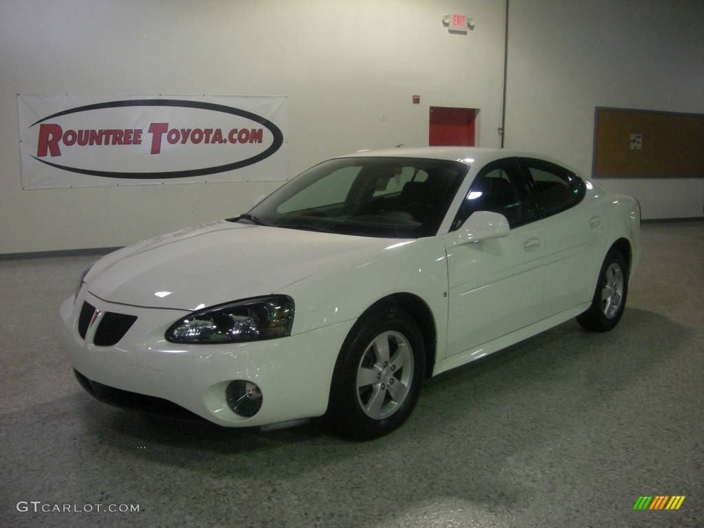 2008 Grand Prix Sedan - Ivory White / Ebony photo #1