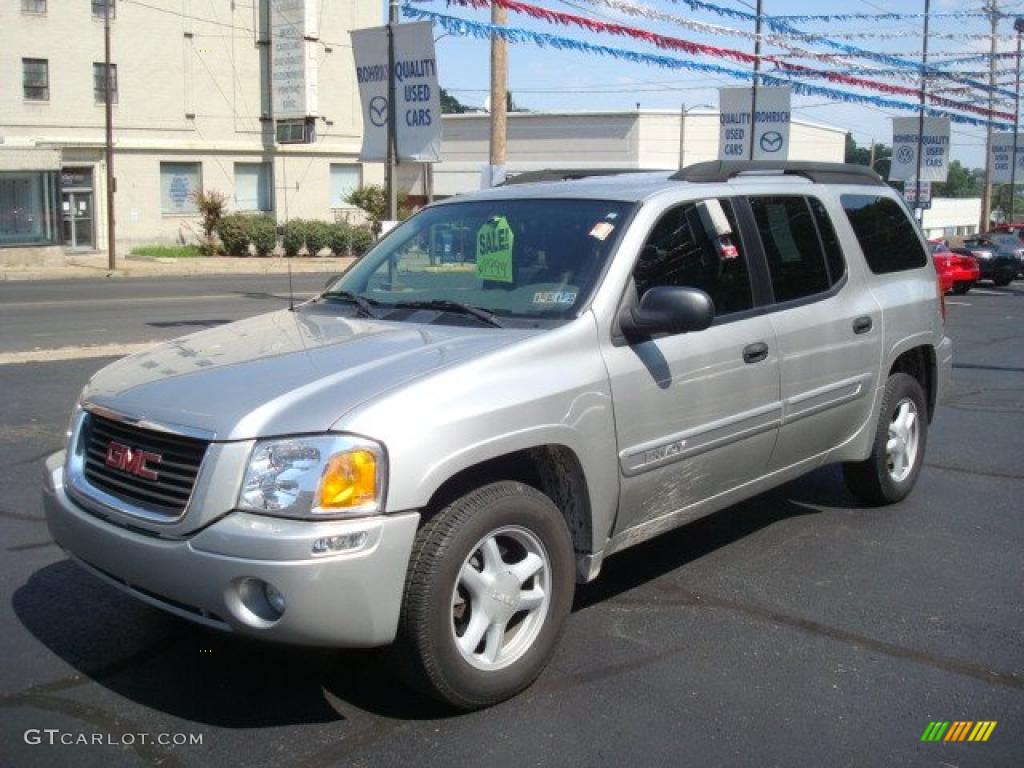 2004 Envoy XL SLE 4x4 - Liquid Silver Metallic / Medium Pewter photo #1