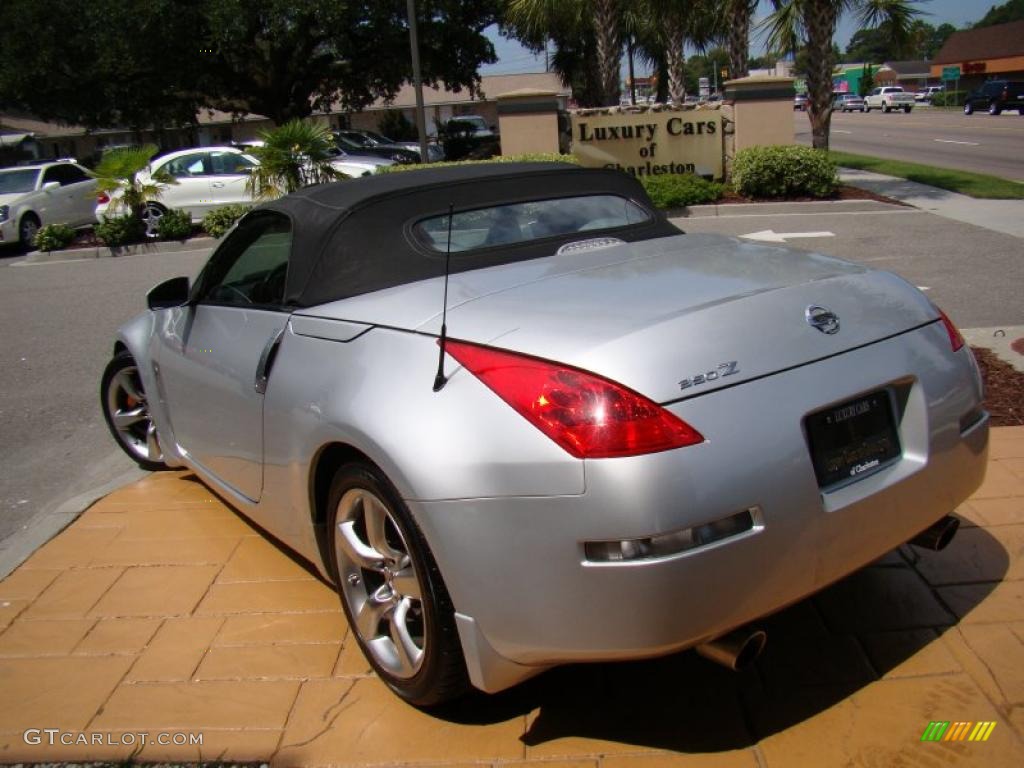 2006 350Z Grand Touring Roadster - Silverstone Metallic / Charcoal Leather photo #33