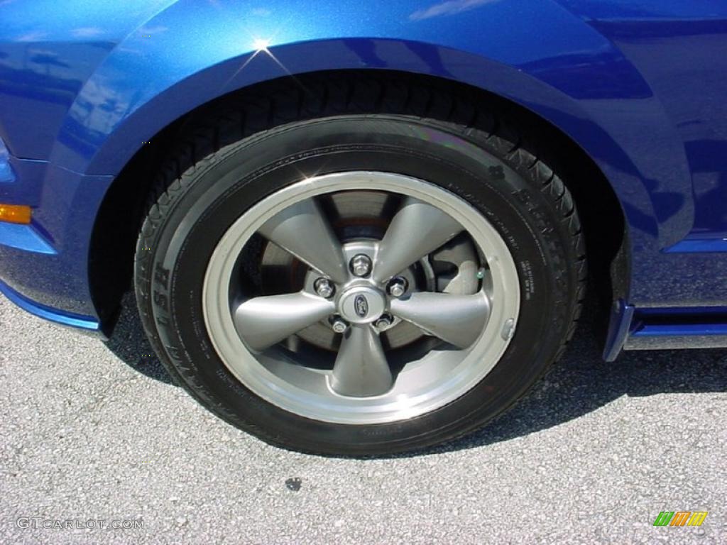 2006 Mustang GT Deluxe Coupe - Vista Blue Metallic / Light Parchment photo #10