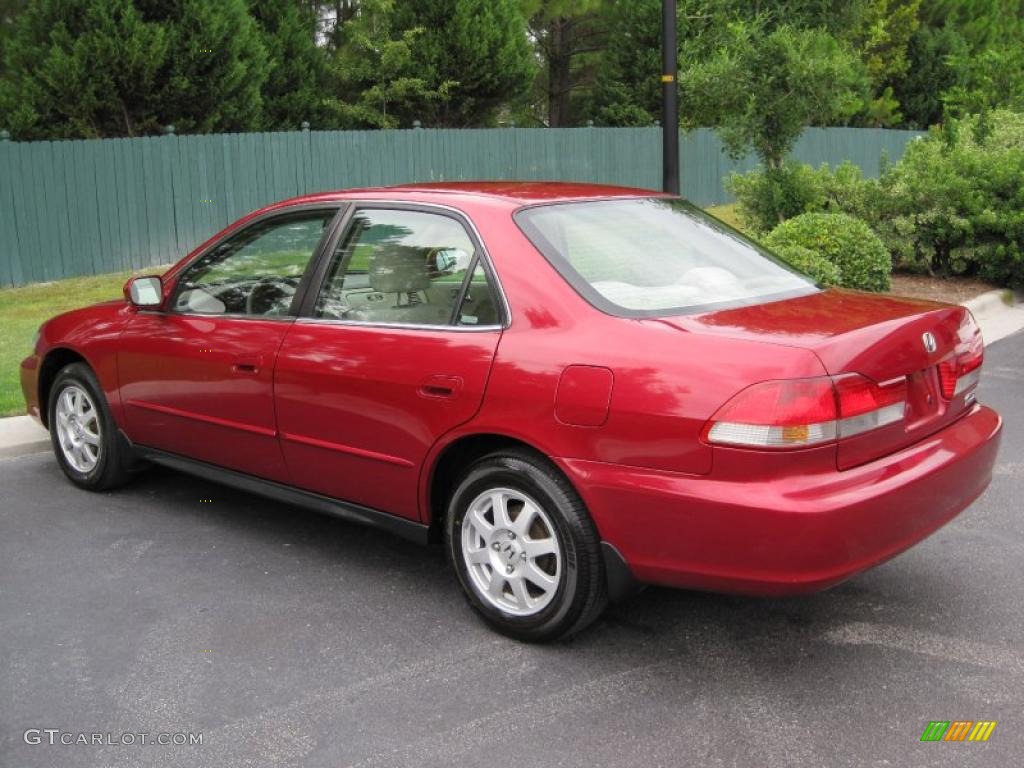 2002 Accord SE Sedan - Firepepper Red Pearl / Ivory photo #9