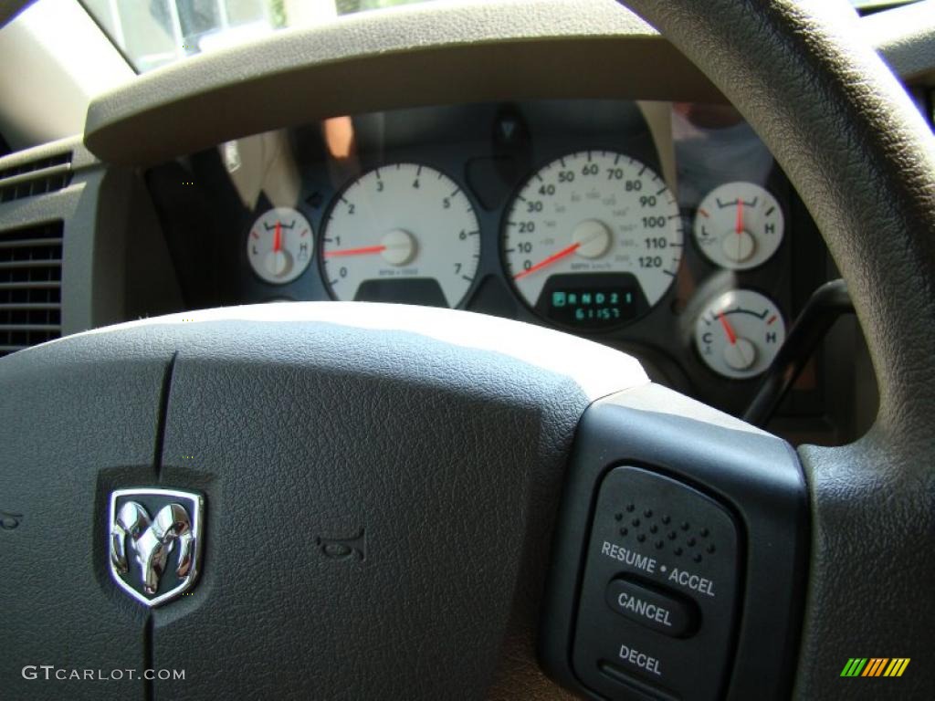 2007 Ram 1500 SLT Quad Cab - Light Khaki Metallic / Medium Slate Gray photo #23