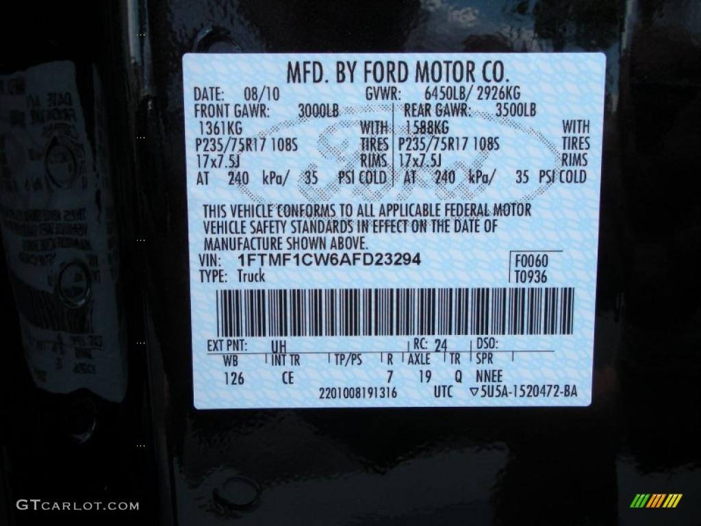 2010 F150 XL Regular Cab - Tuxedo Black / Black photo #11