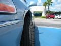 Light Ice Blue Metallic - Town Car Signature Photo No. 11