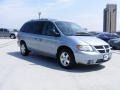 Butane Blue Pearl - Grand Caravan SXT Photo No. 3