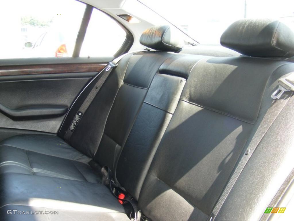2001 3 Series 325i Sedan - Titanium Silver Metallic / Black photo #21