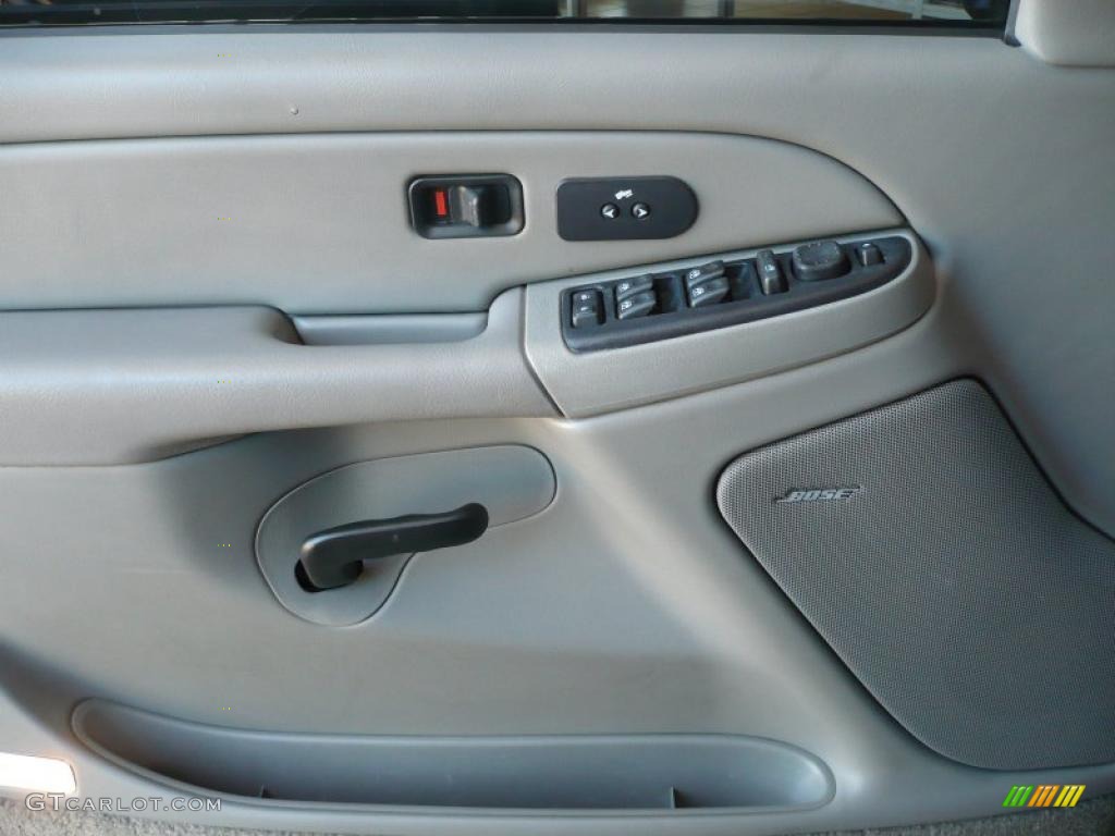 2005 Tahoe LS 4x4 - Black / Gray/Dark Charcoal photo #7