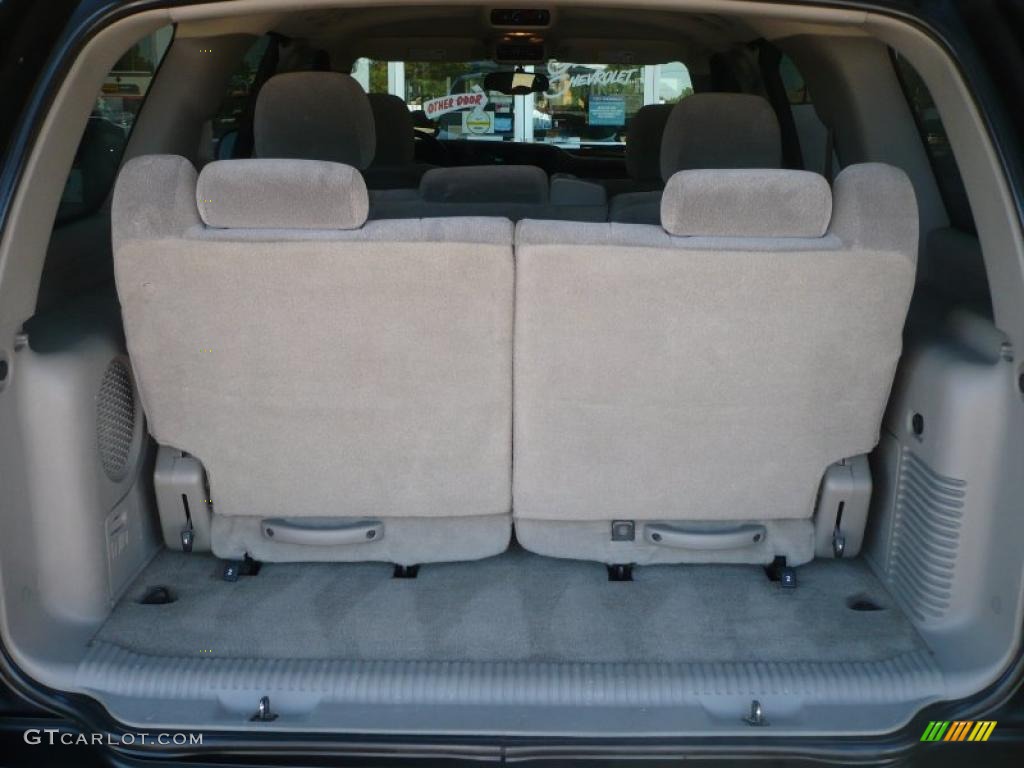 2005 Tahoe LS 4x4 - Black / Gray/Dark Charcoal photo #12