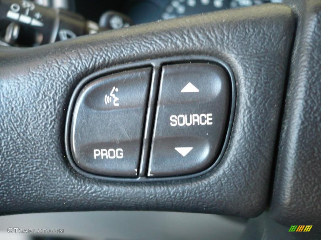 2005 Tahoe LS 4x4 - Black / Gray/Dark Charcoal photo #28
