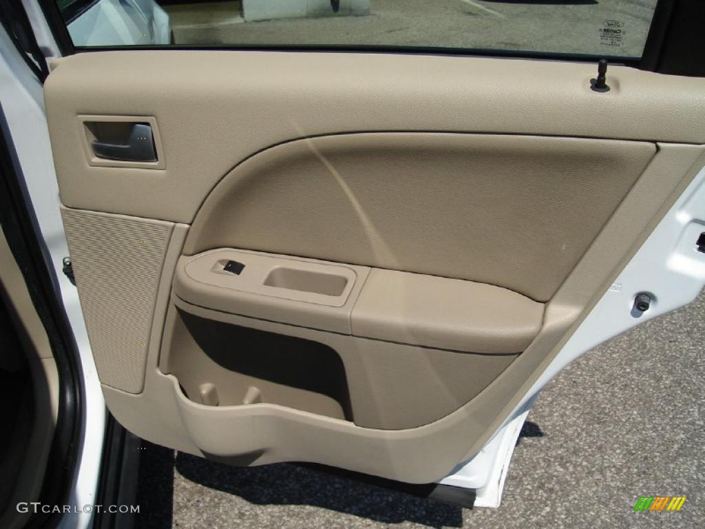 2006 Five Hundred SEL AWD - Oxford White / Pebble Beige photo #17