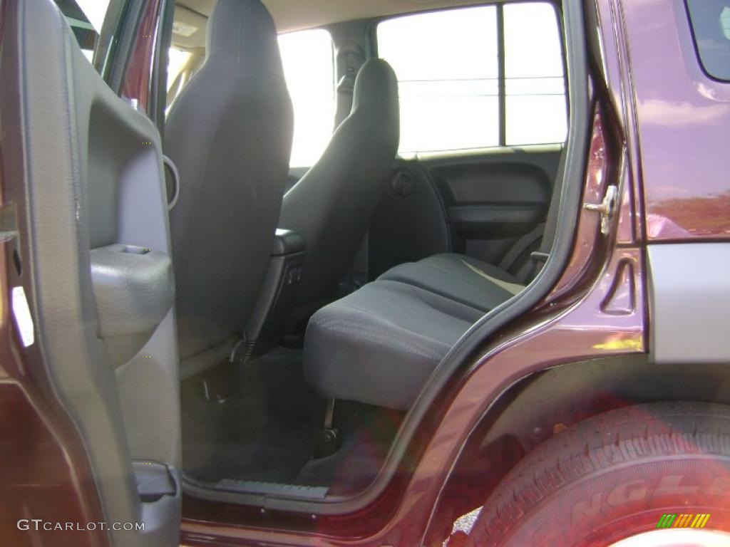 2004 Liberty Sport 4x4 - Deep Molten Red Pearl / Dark Slate Gray photo #12