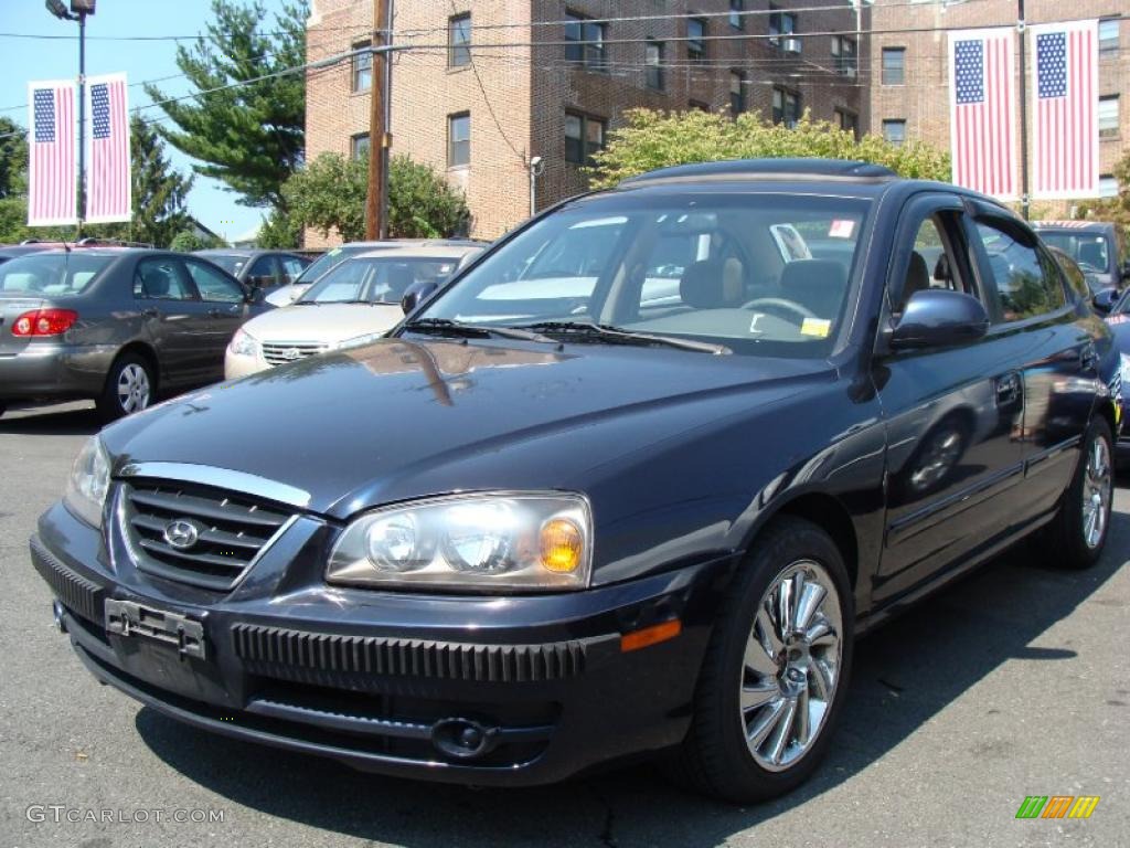 Moonlit Dark Blue Hyundai Elantra