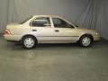 1996 Cashmere Beige Metallic Toyota Corolla 1.6  photo #4