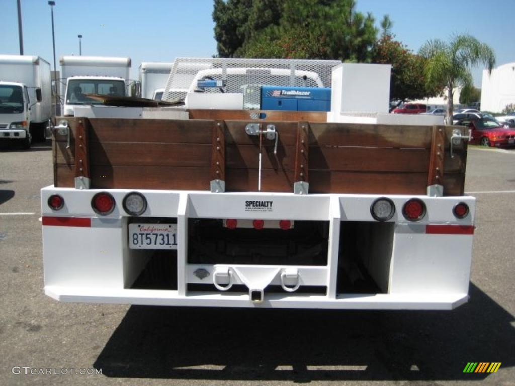 2007 F550 Super Duty XL Regular Cab Utility Truck - Oxford White / Medium Flint photo #5