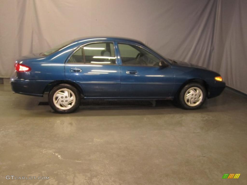 1999 Escort SE Sedan - Atlantic Blue Metallic / Medium Graphite photo #4