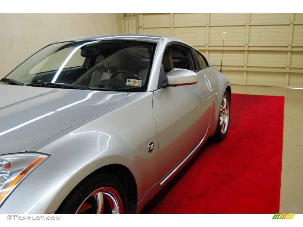 2004 350Z Coupe - Chrome Silver Metallic / Frost photo #11